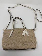 NWT COACH (F27580) SIGNATURE